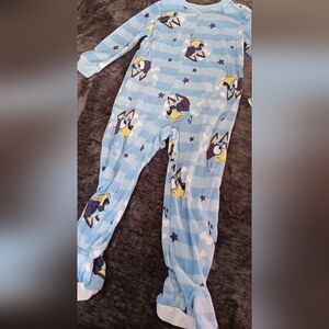 NWT Bluey Fleece Footed Pajamas Zip-Up Sleeper Kids Size: 4t